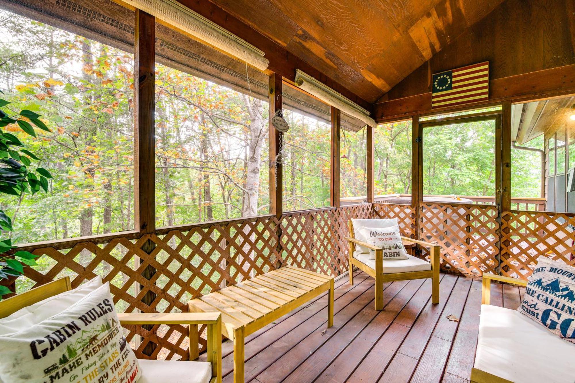 Pet-Friendly Sevierville Rental With Private Hot Tub Exterior photo